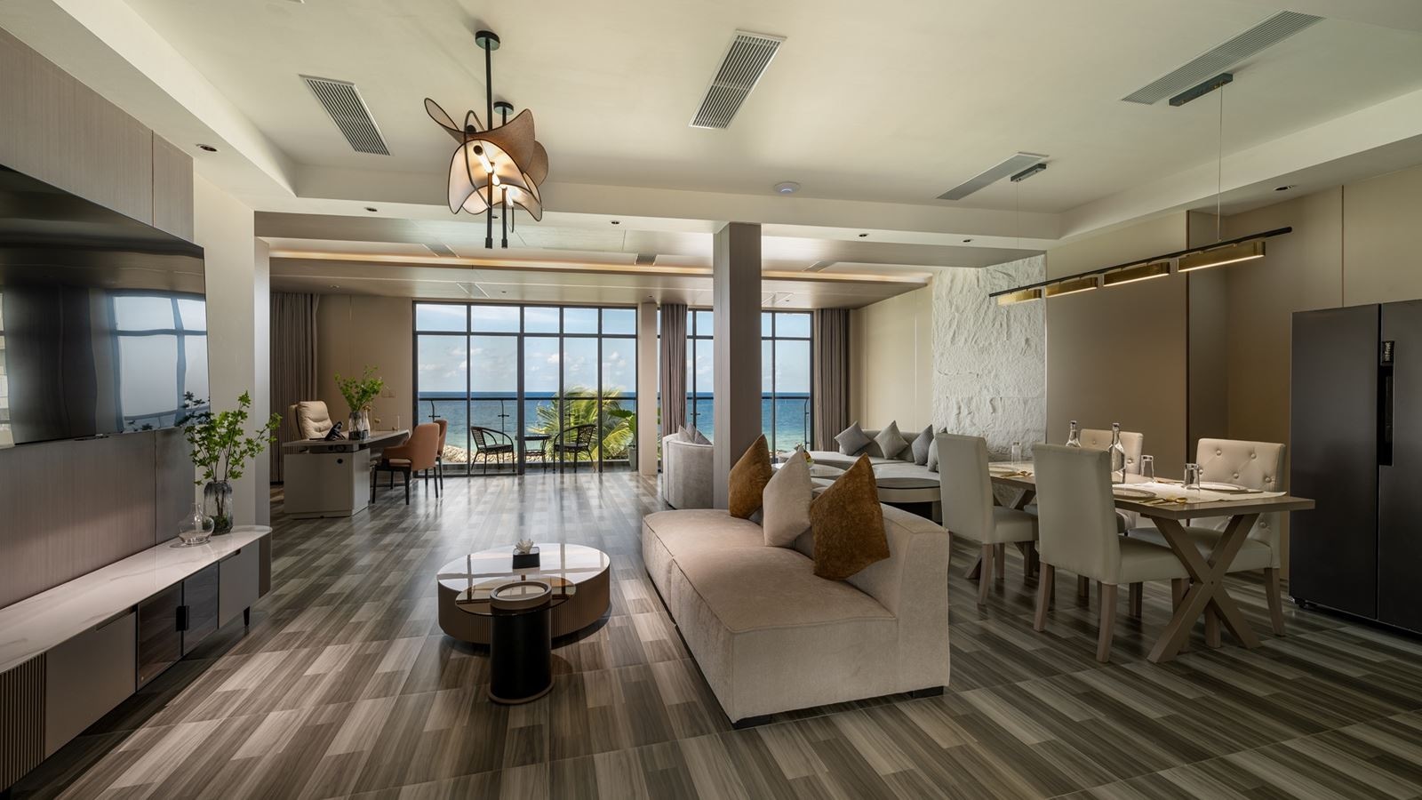 rooms-wings-signature-suite