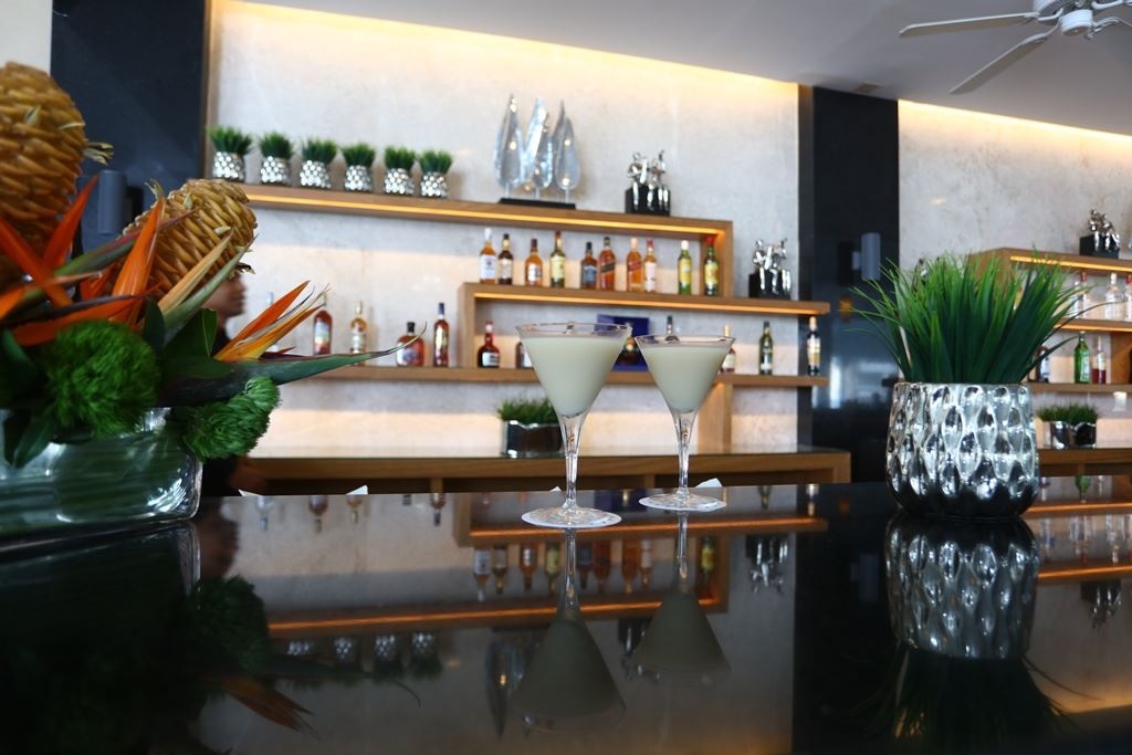 bars-lobby-bar-utopia