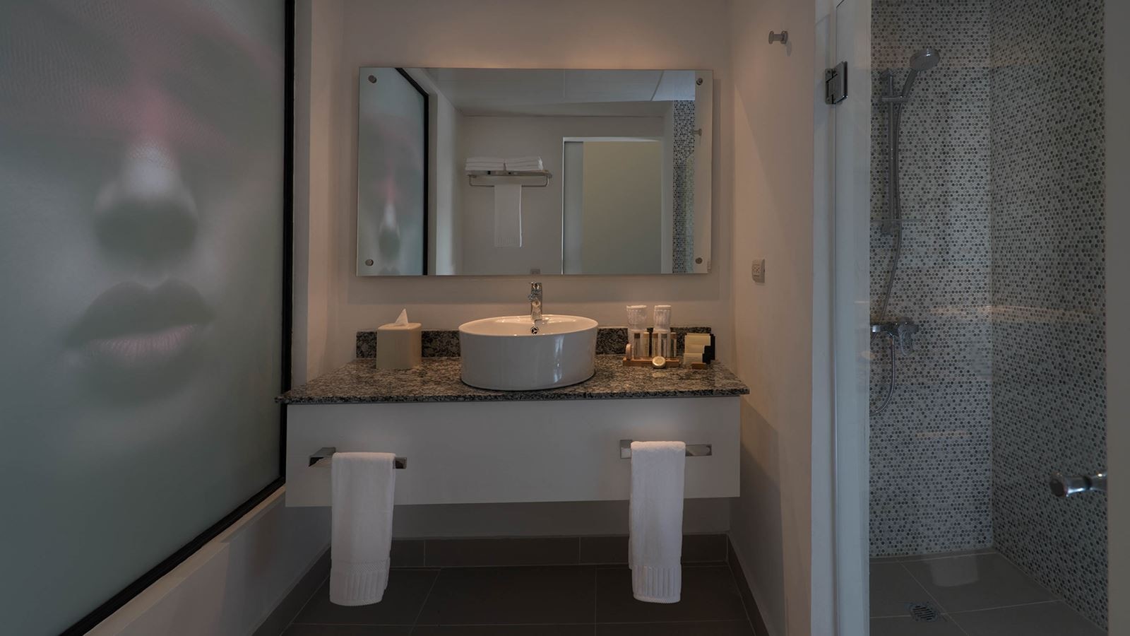 rooms-adults-only-room