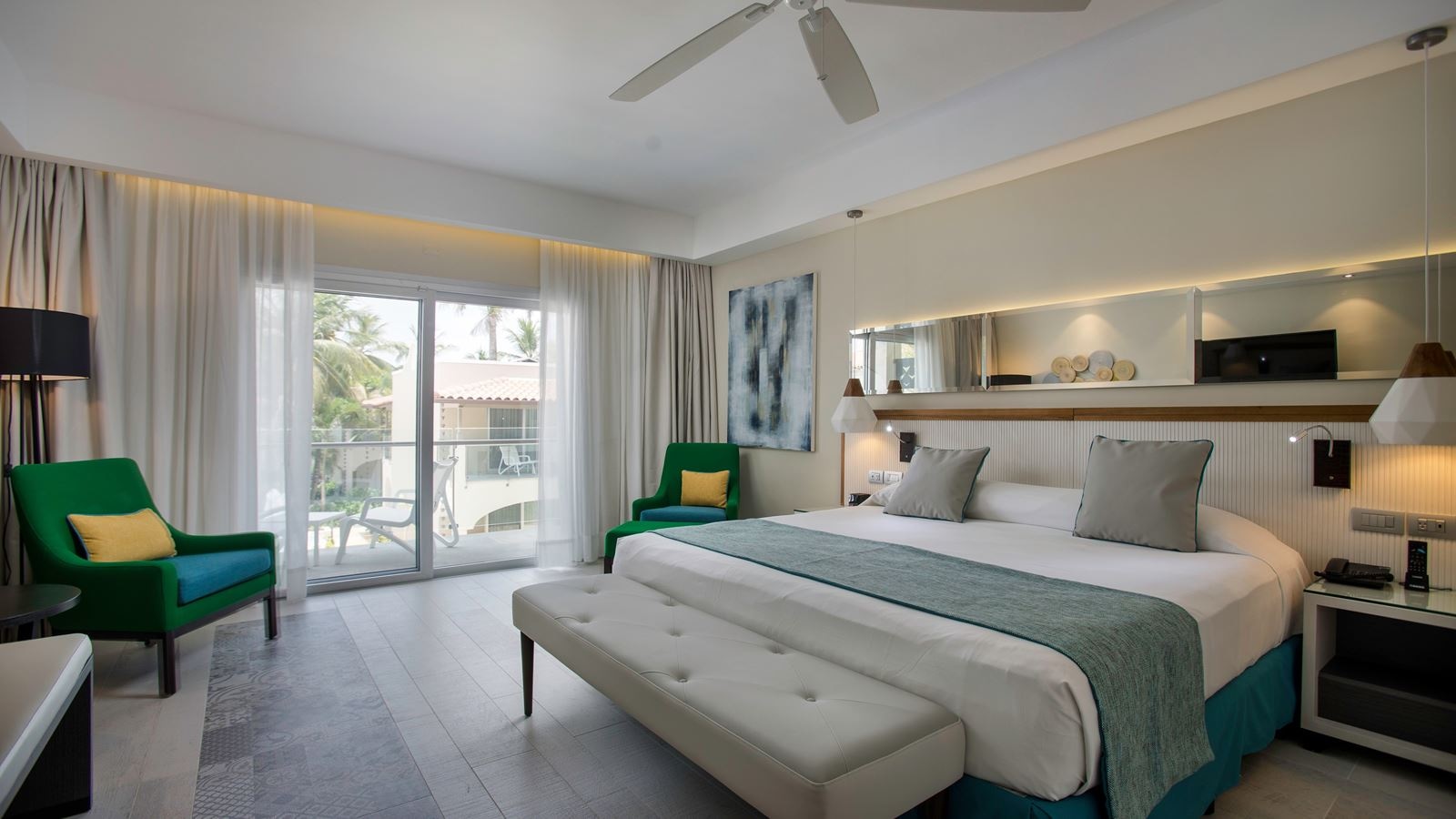 rooms-deluxe-junior-suite