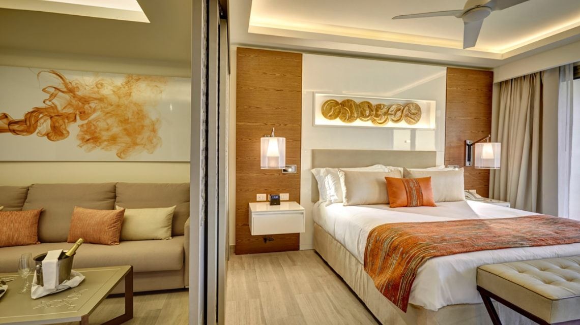 rooms-luxury-family-suite