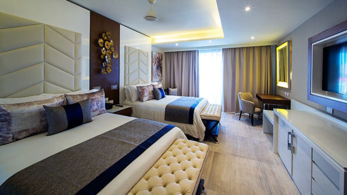 rooms-luxury-chairmans-two-bedroom-suite-ocean-front-diamond-club