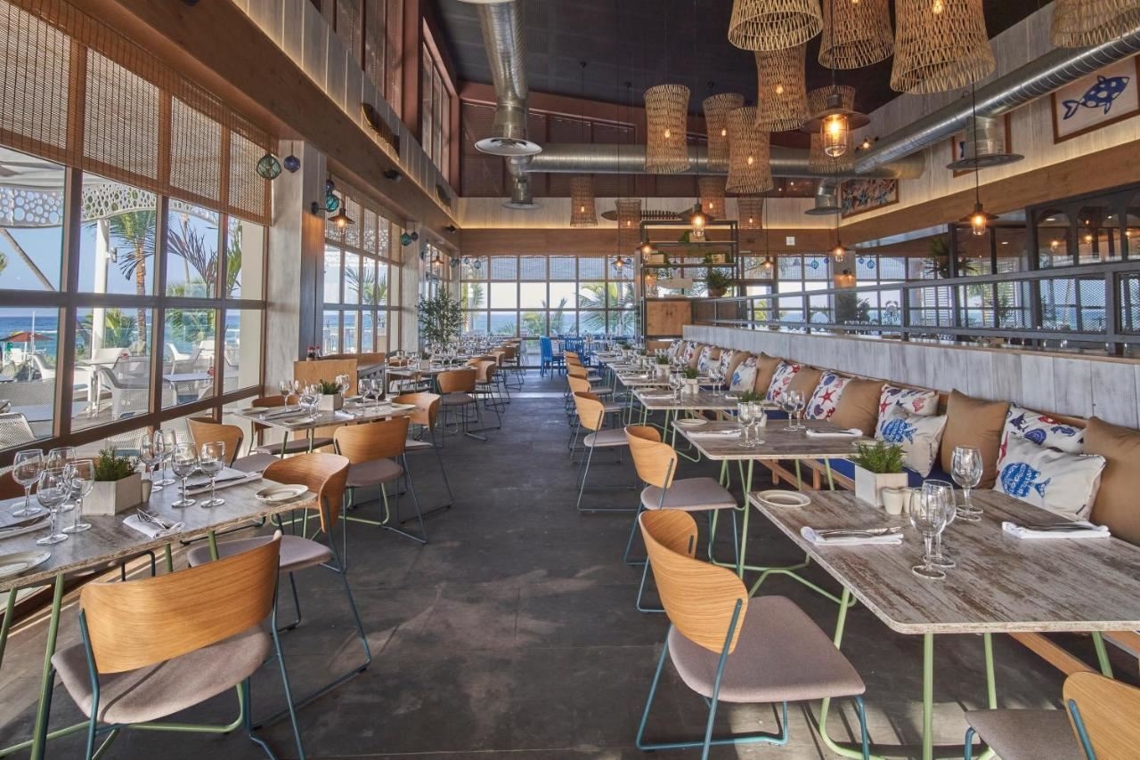 restaurants-the-fish-market-restaurant-+18