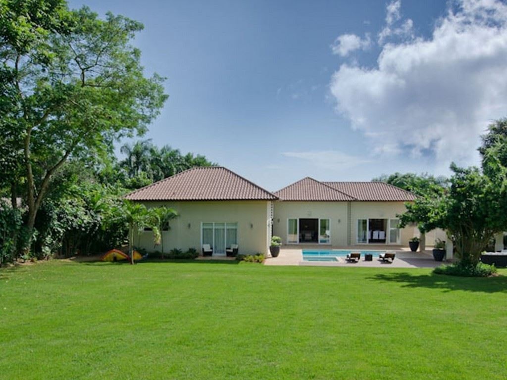 rooms-four-bedroom-classic-villa