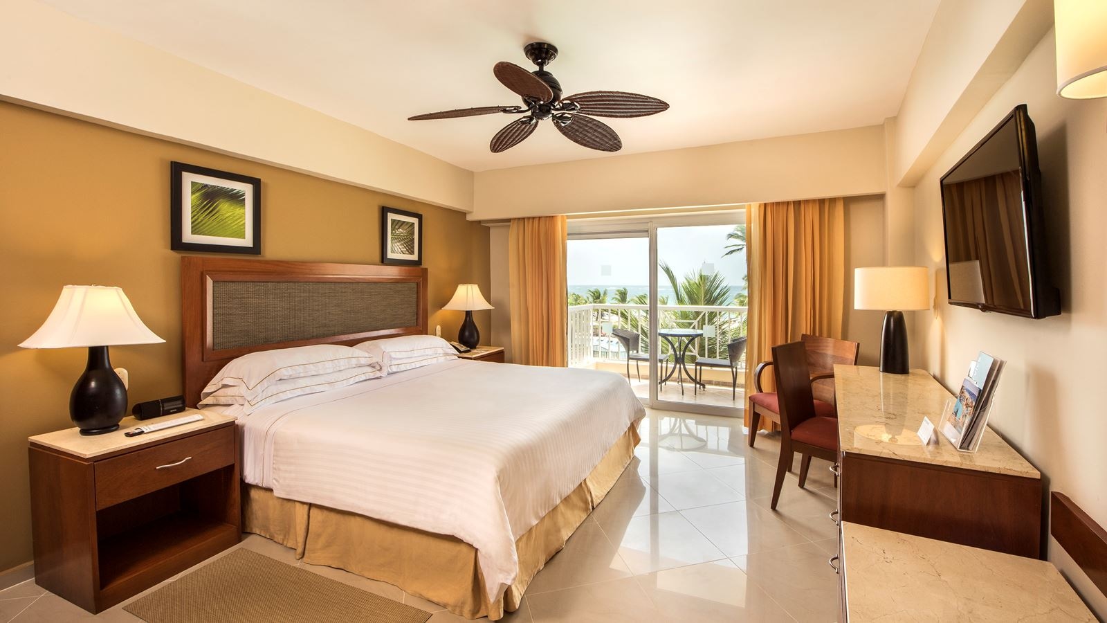 rooms-superior-room-ocean-front