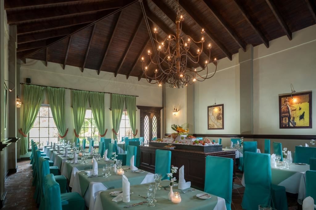 restaurants-la-mitica-snack-bar