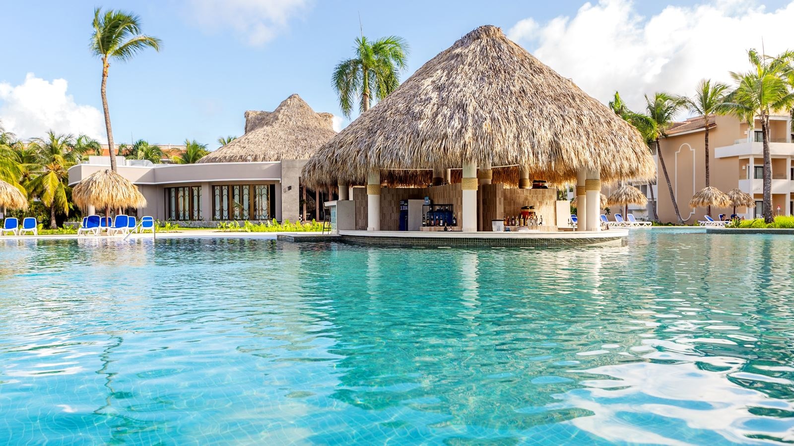 bars-piscina-pool-bar