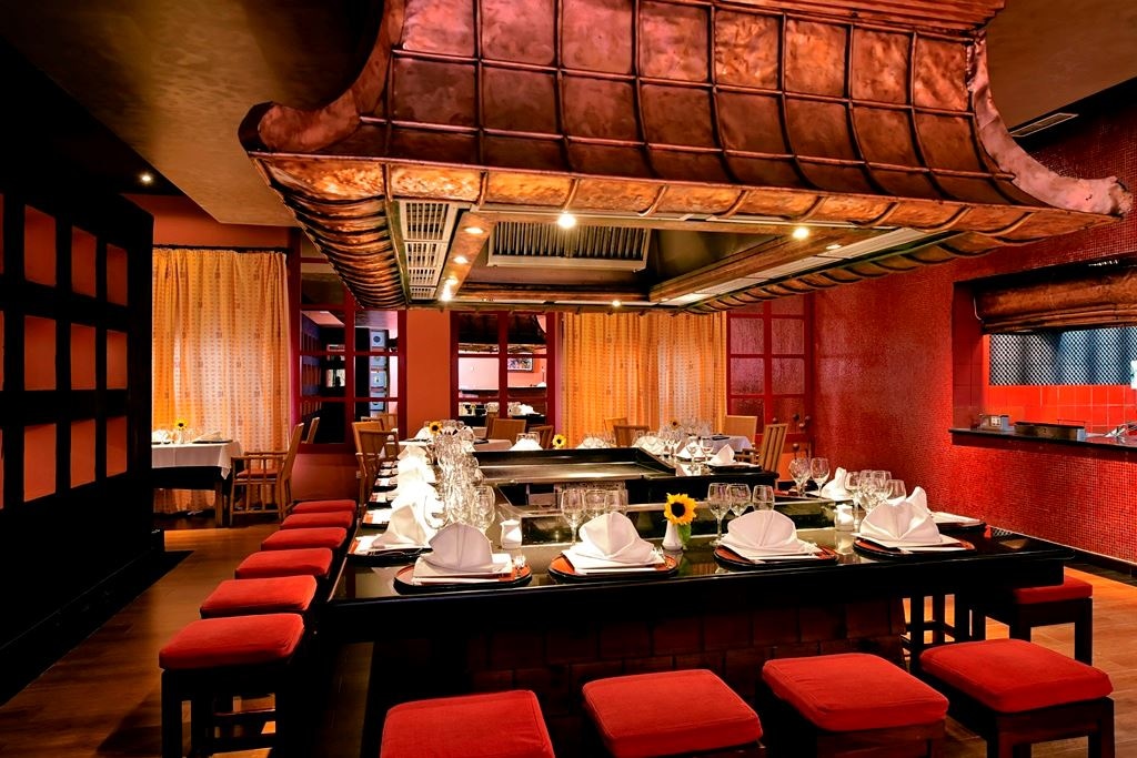 restaurants-restaurants