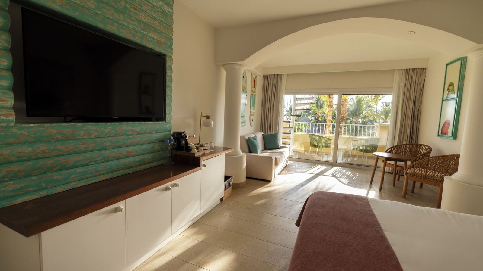 rooms-premium-superior-near-pool