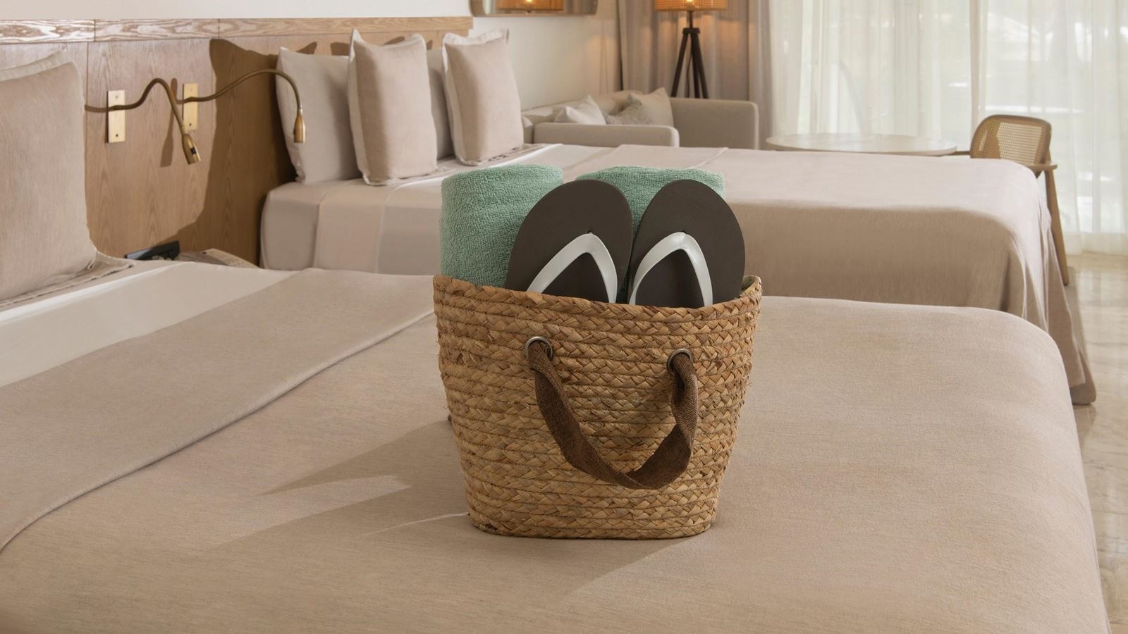 rooms-the-reserve-junior-suite-garden-view