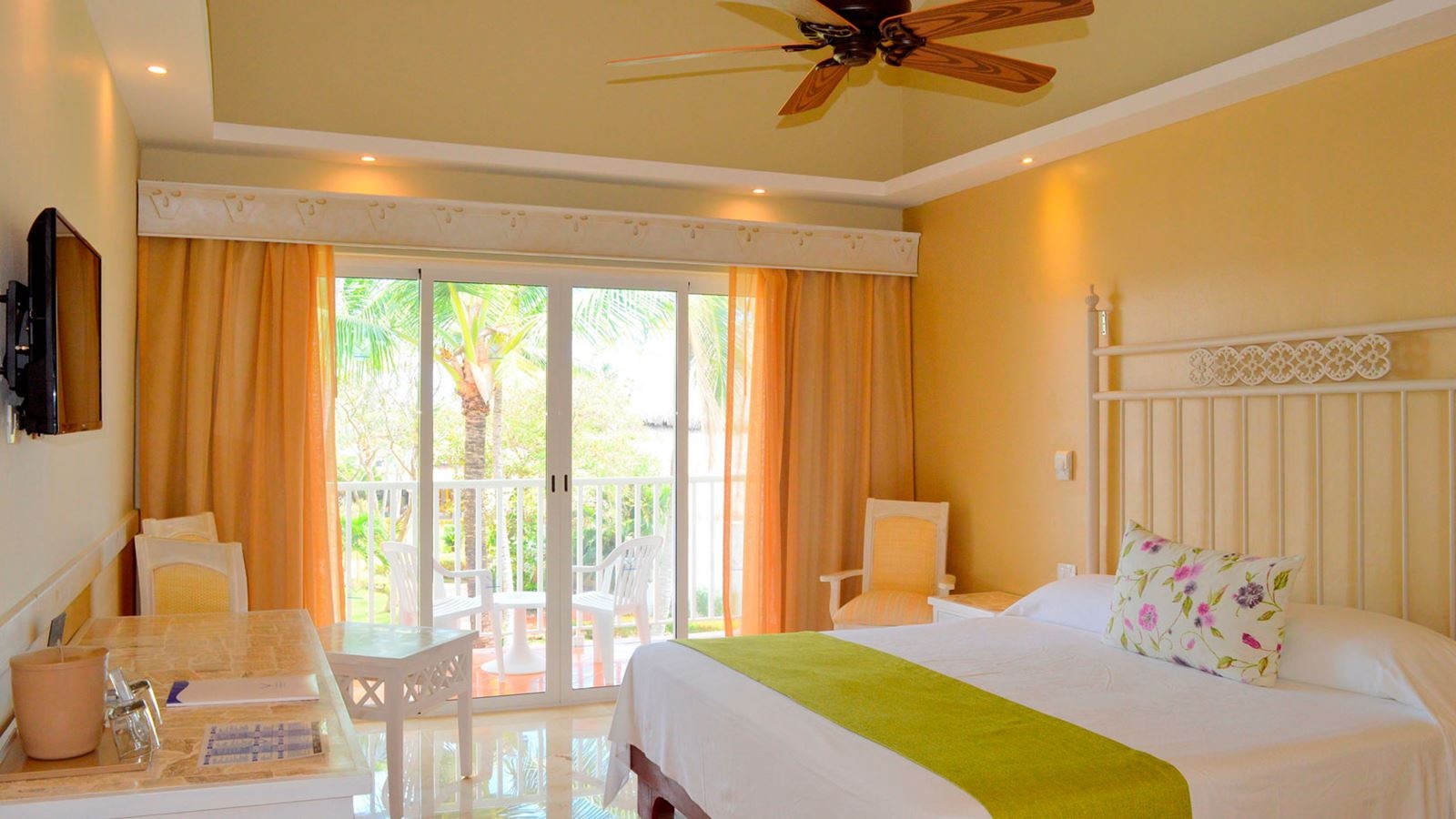 rooms-superior-room-garden-view