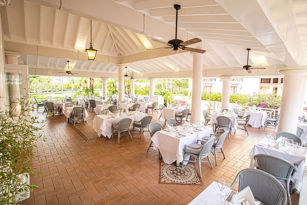 restaurants-s-a-p-o-r-e-d-i-m-a-r-e-r-e-s-t