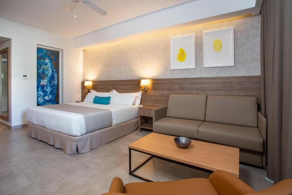 rooms-luxury-swim-out