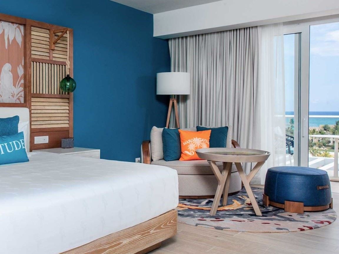 rooms-luxury-junior-suite