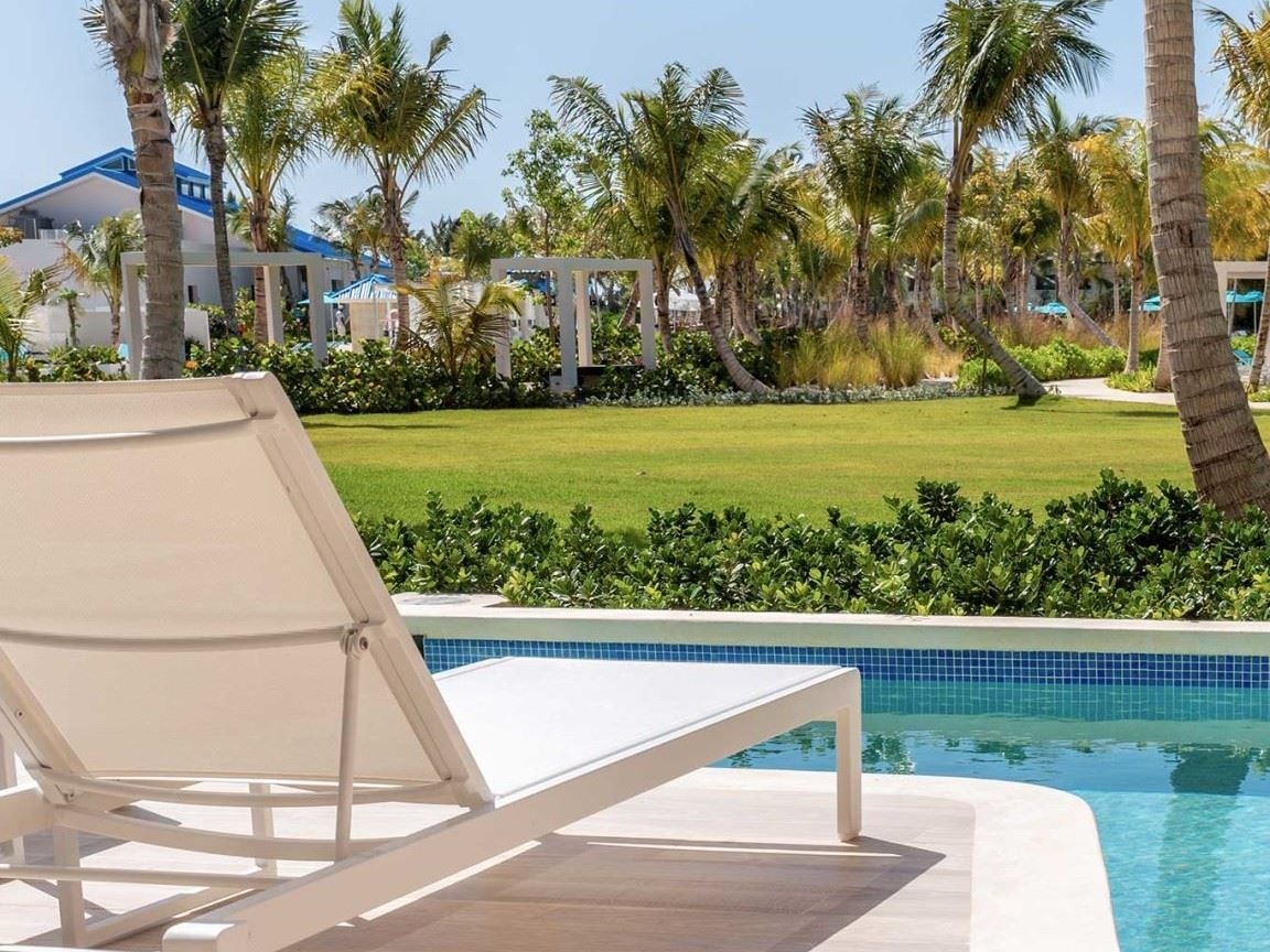 rooms-swim-up-luxury-premium-suite