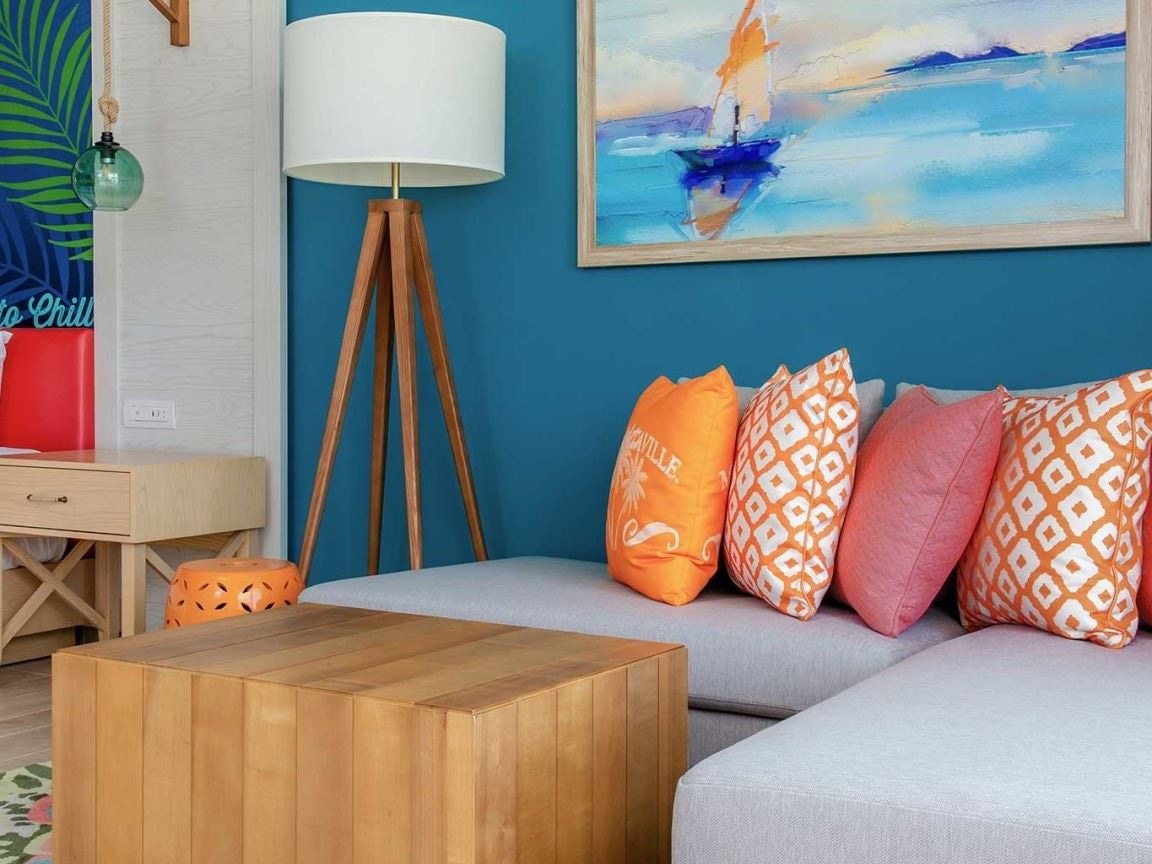 rooms-beachfront-honeymoon-swim-up-suite