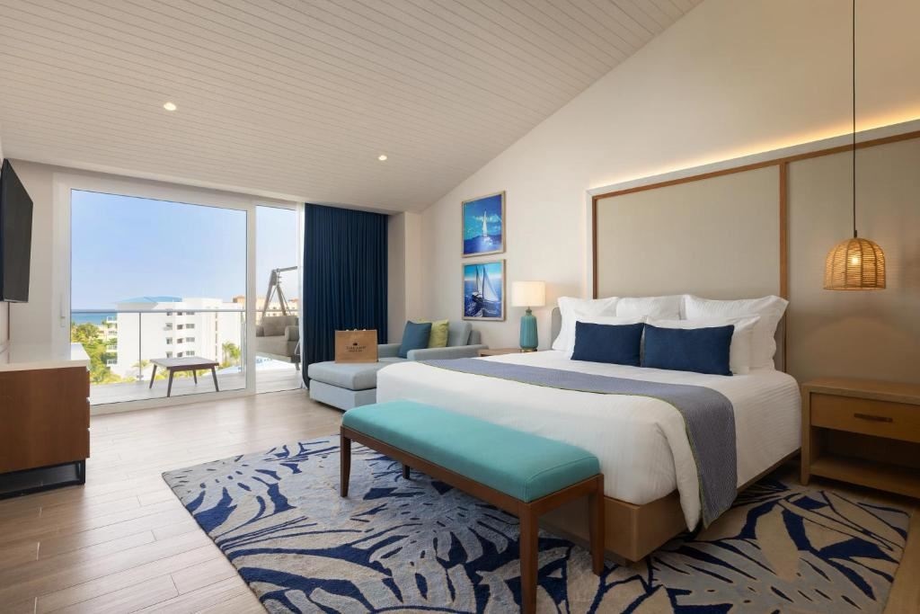 rooms-preferred-club-master-suite-ocean-view