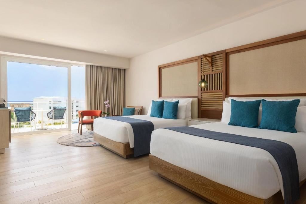 rooms-deluxe-ocean-view
