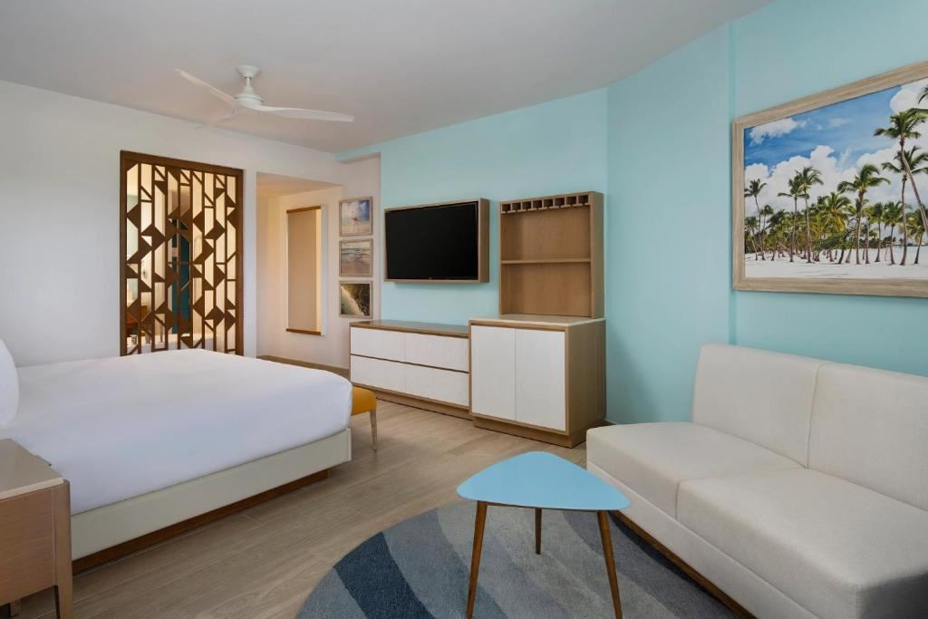 rooms-preferred-club-deluxe-swimout