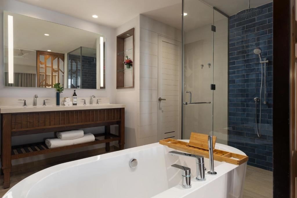 rooms-preferred-club-junior-suite-swimout