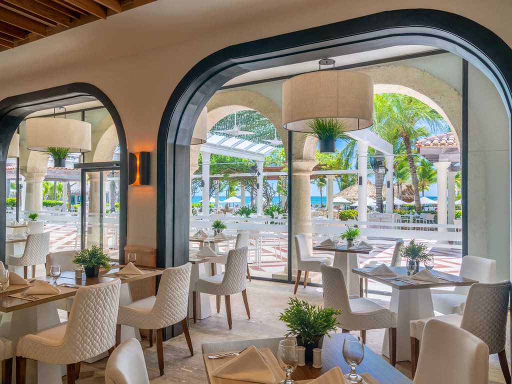 restaurants-casabella-restaurant