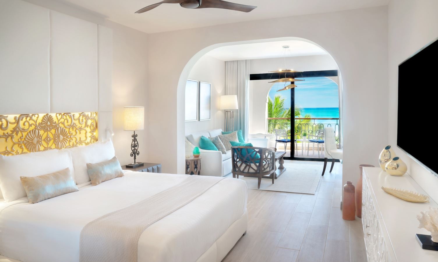rooms-premium-luxury-junior-suite-ocean-view