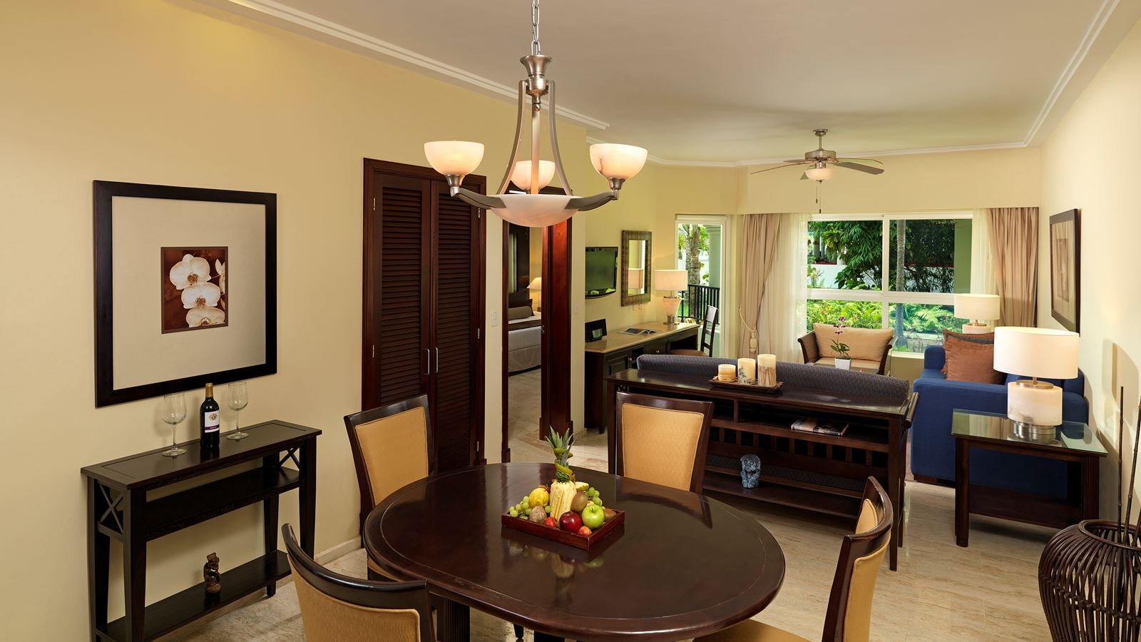 rooms-one-bedroom-master-suite