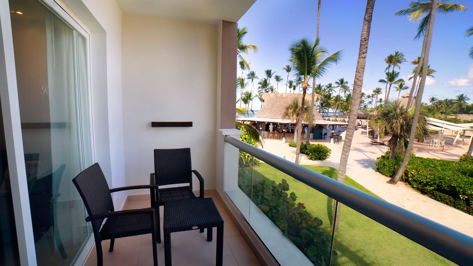 rooms-luxury-ocean-view-room-diamond-club