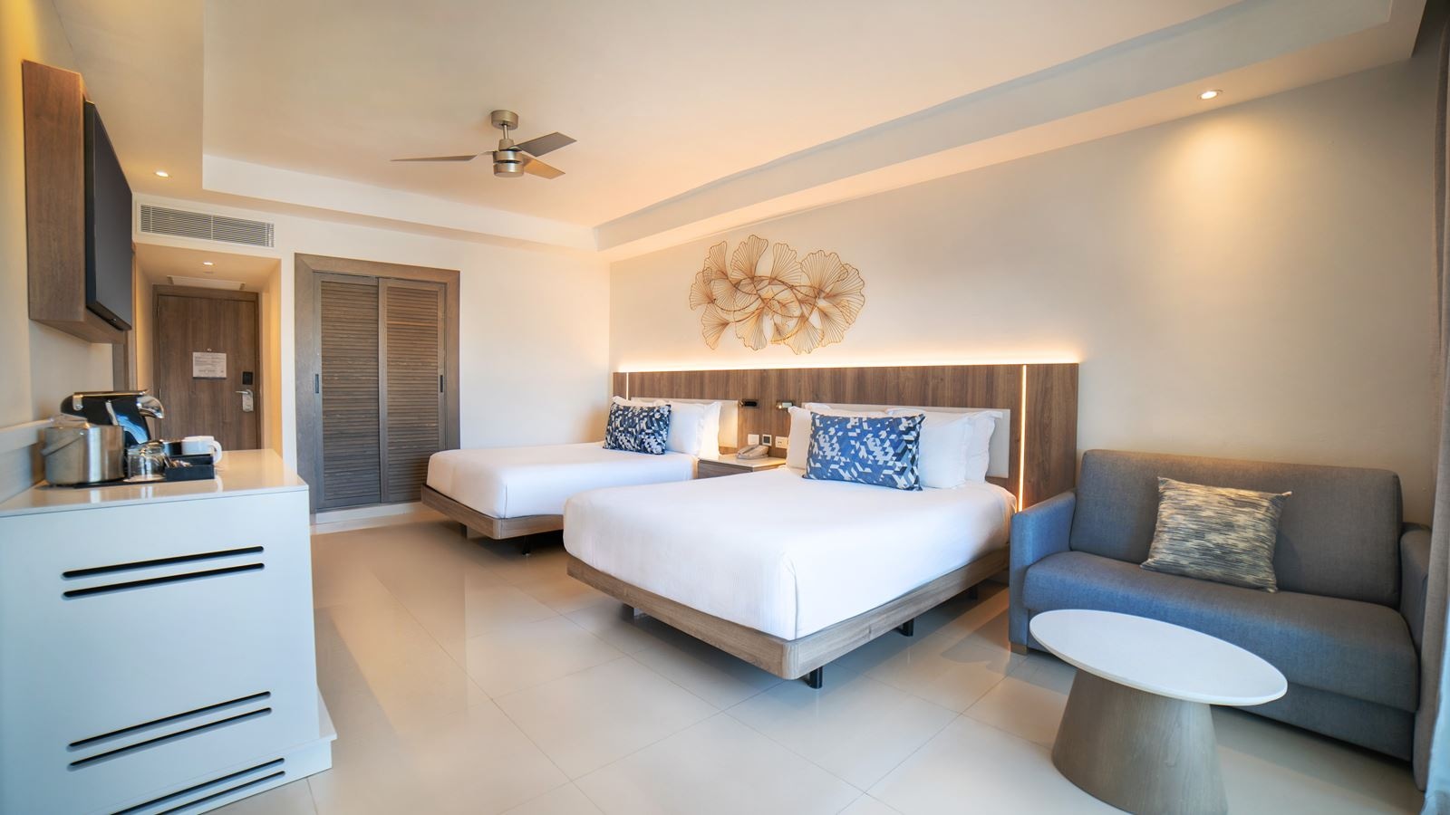 rooms-luxury-ocean-view-room-diamond-club