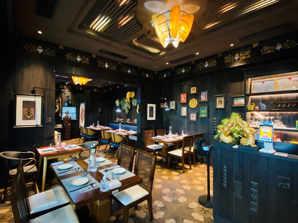 restaurants-restaurants