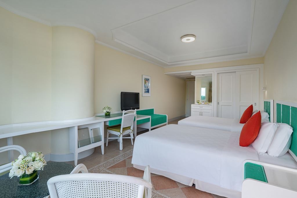 rooms-superior-sea-view-room