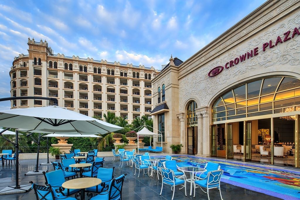 restaurants-club-lounge