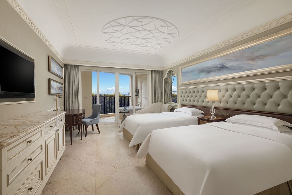 rooms-crowne-plaza-garden-sea-view-room