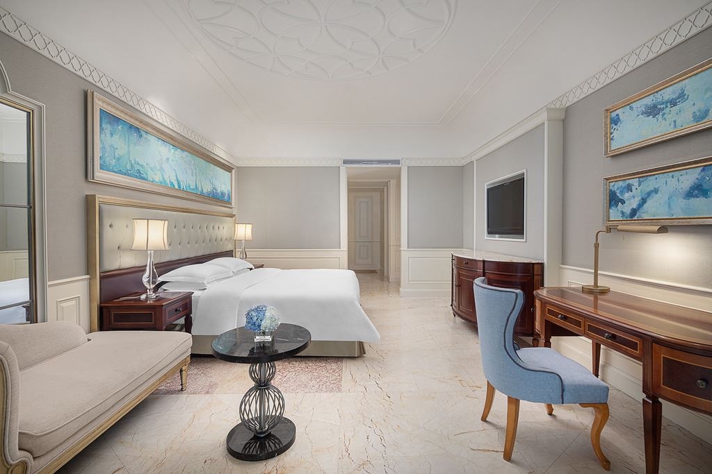 rooms-crowne-plaza-standart-sea-view-high-room