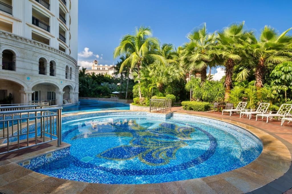 pools-outdoor-childrens-pool