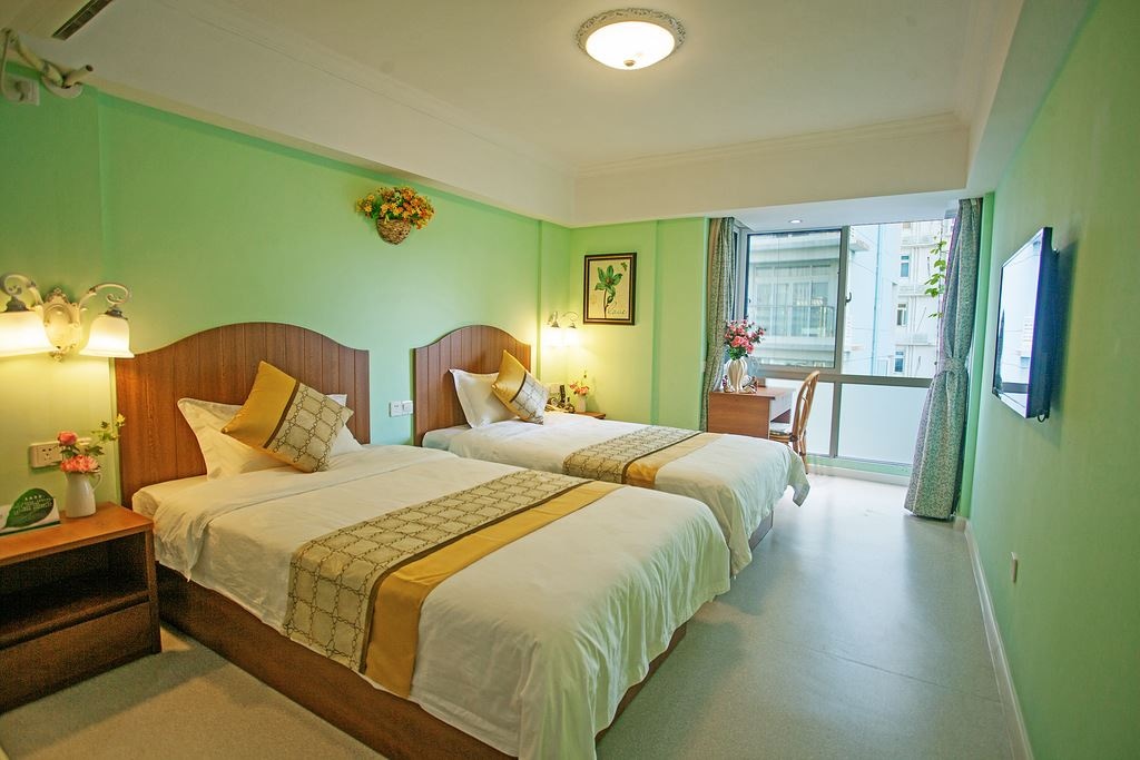 rooms-standard-room