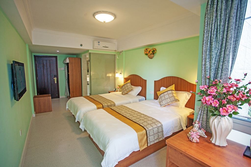 rooms-standard-room