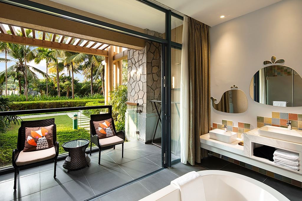 rooms-cartoon-theme-family-room