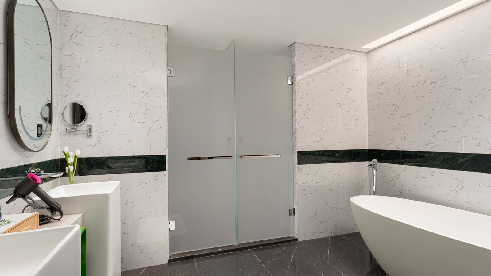 rooms-sigel-bed-room-suite