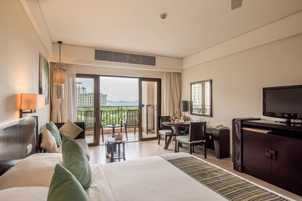 rooms-deluxe-seaview-room
