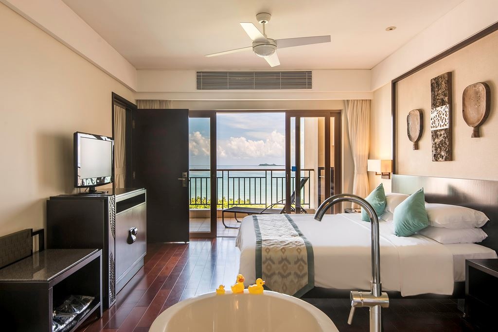 rooms-premier-twobedroom-suite-with-ocean-view