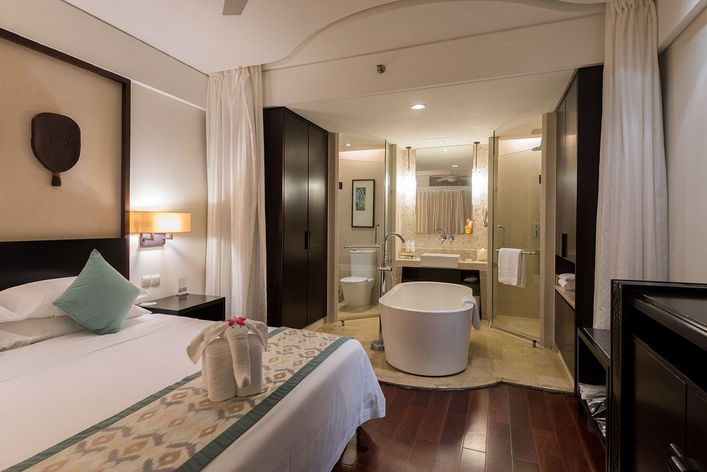 rooms-premier-twobedroom-suite-with-ocean-view