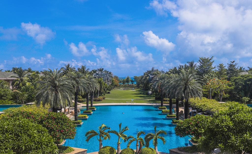 pools-outdoor-pool
