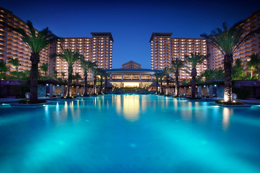 pools-outdoor-pool