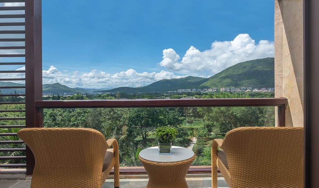 rooms-deluxe-garden-view-room