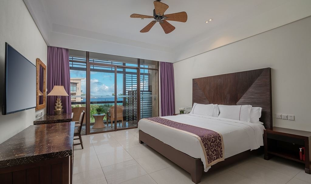 rooms-deluxe-sea-view-room