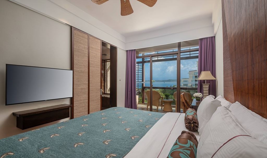 rooms-deluxe-sea-view-room