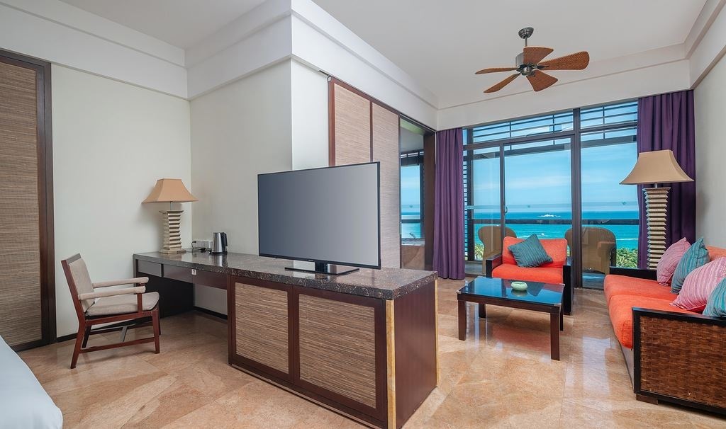 rooms-elegant-sea-view-mini-suite