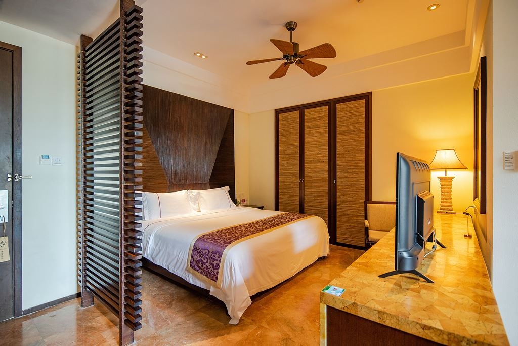 rooms-elegant-sea-view-mini-suite