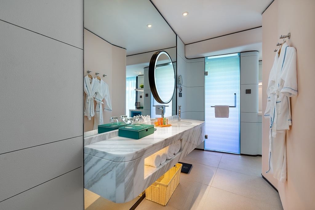 rooms-gardenview-family-room